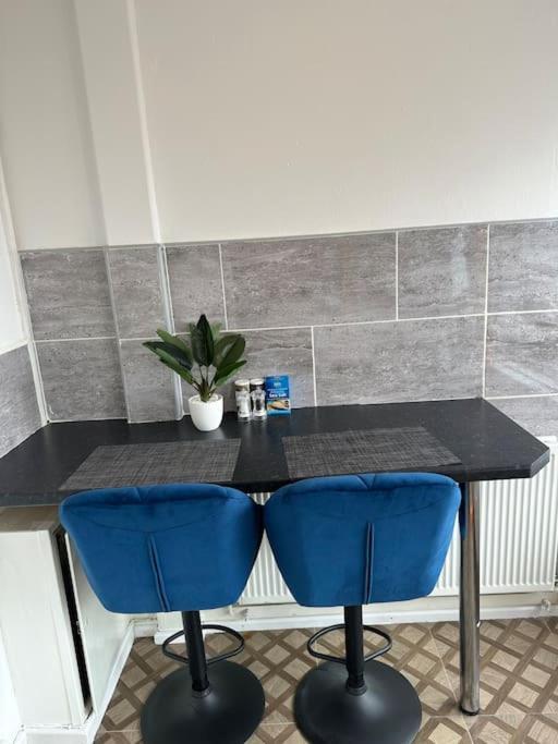 Spacious Flat In West Midlands 버밍엄 외부 사진